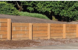 Traverse paysagère en pin CL4 marron - 100 x 200mm